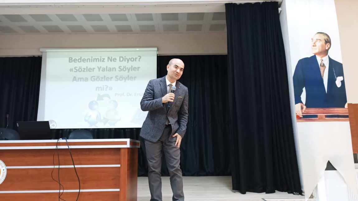 Prof. Dr. Ersan Öz ile Beden Dili ve Etkili İletişim Semineri 